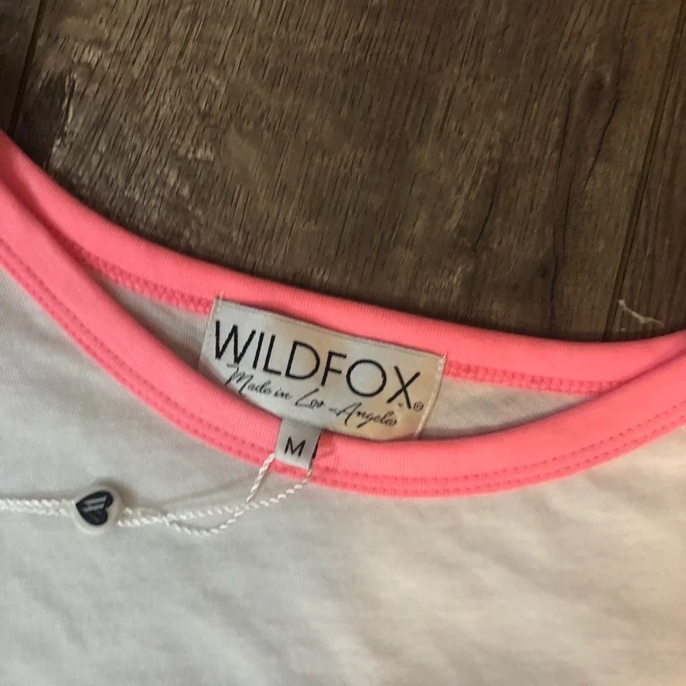 NWT wildfox holidazed cropped tee M - Picture 3 of 3